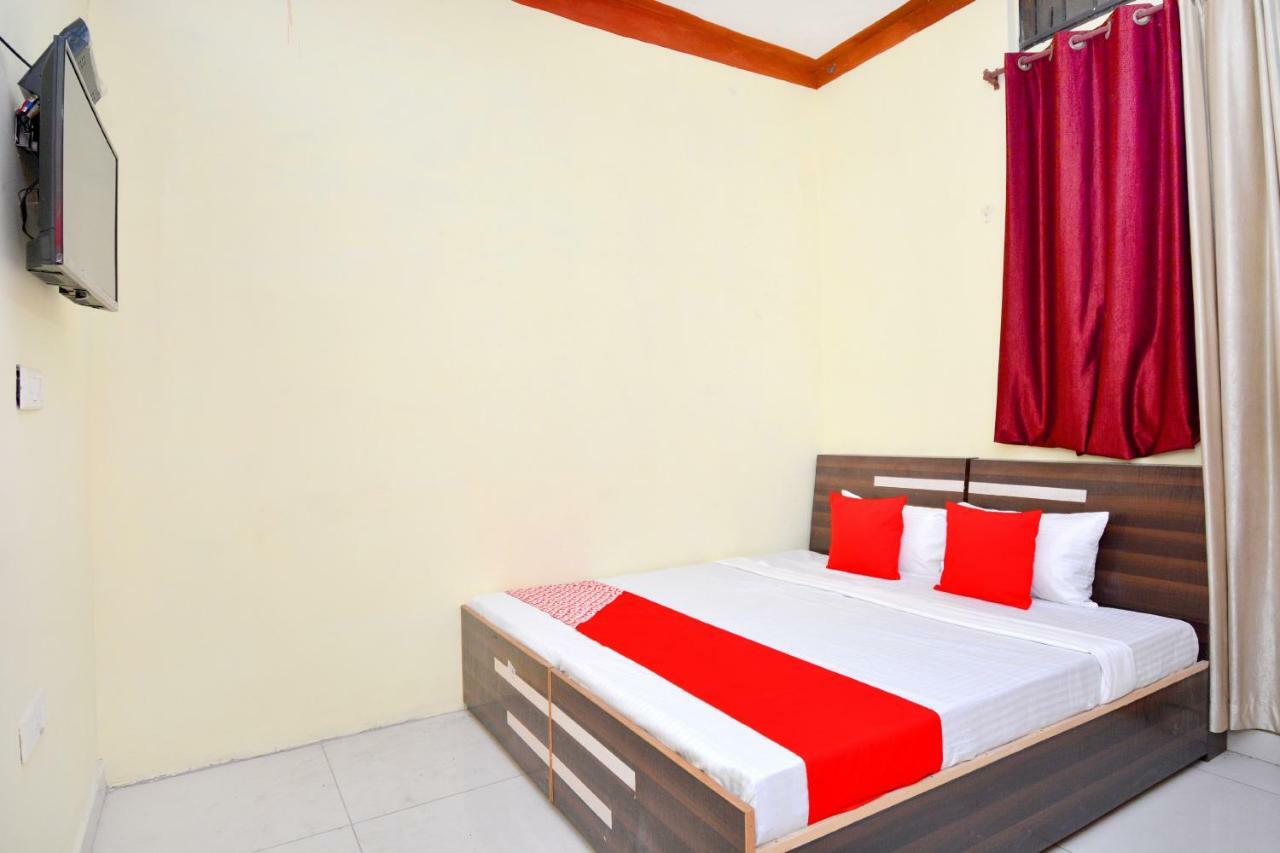 Oyo 40306 White House Jalandhar Quarto foto