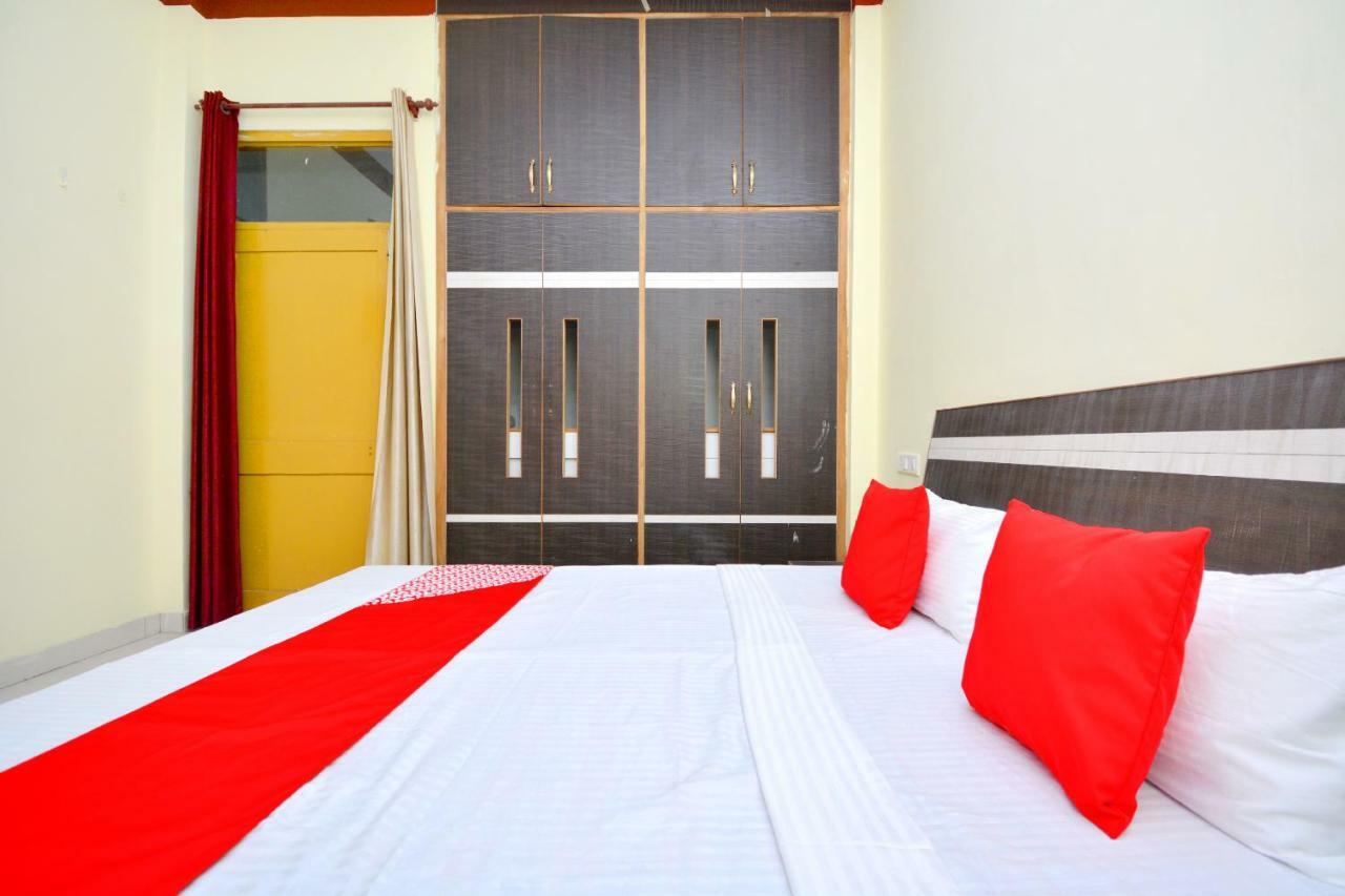 Oyo 40306 White House Jalandhar Exterior foto
